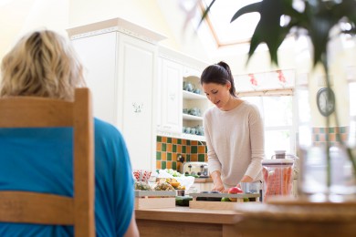 Katrina, owner of The Body Toolkit, running a juicing workshop and demonstration 